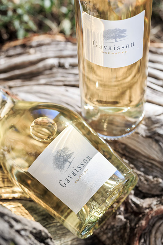 magnifique bouteille haut de gamme de vin blanc de Provence Gavaisson 